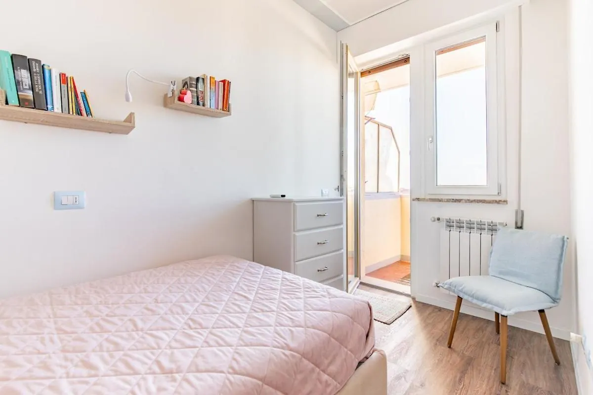 Chez Ale, With Panoramic Terrace In Viareggio Apartment