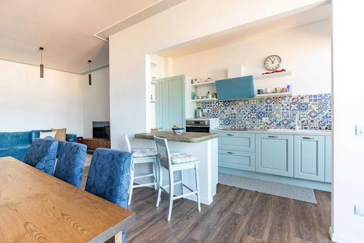 Chez Ale, With Panoramic Terrace In Viareggio Apartment